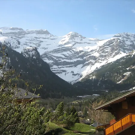 Delightful One Bedroom In Apartment