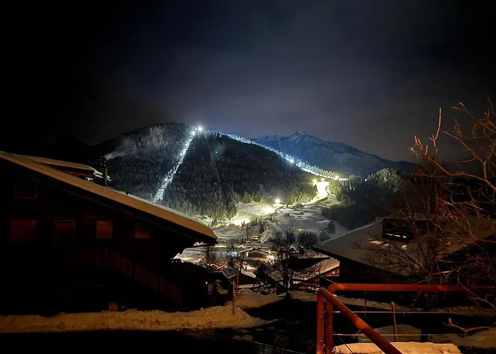 アパート Delightful One Bedroom In *